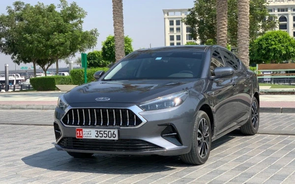 Black JAC J7, 2026