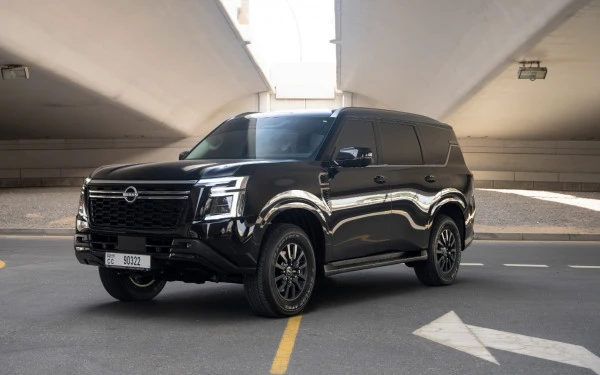 Black Nissan Patrol SE, 2025