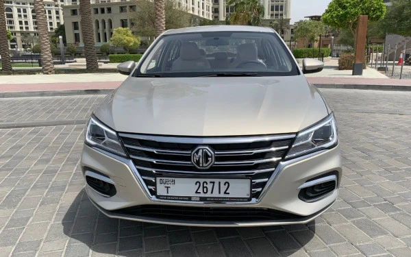 Grey MG5, 2025