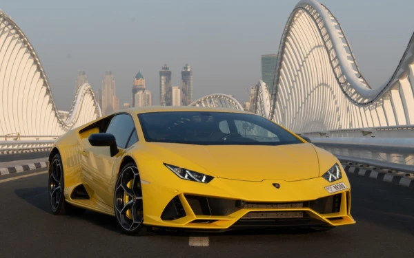 Yellow Lamborghini Evo coupe, 2020